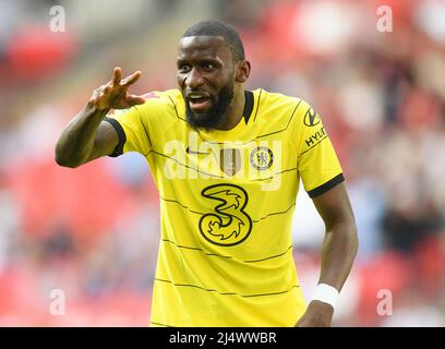 Londres, Royaume-Uni. 17th avril 2022. 17 avril 2022 - Chelsea v Crystal Palace - Emirates FA Cup - demi-finale - Wembley Stadium Antonio Rudiger pendant la demi-finale de la FA Cup contre Crystal Palace. Crédit photo : crédit: Mark pain/Alamy Live News Banque D'Images