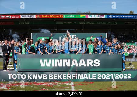 NIJMEGEN - Femme Ajax Regina van Eijk, Liza van der MOST ou Ajax femmes, Stefanie van der Gragt ou Ajax femmes, Lisa Doorn ou Ajax femmes, Romee Leuchter ou Ajax femmes, Sherida Spitse ou Ajax femmes, Nadine Noordam ou Ajax femmes, Chasity Grant of Ajax femmes, Eshly Bakker ou Ajax femmes, Victoria Pelova ou Ajax femmes, Jonna van de Velde ou Ajax femmes, Ajax femmes gardien de but Lize Kop, Ajax femmes gardien de but ISA Pothof, Ajax femmes gardien de but Fiene Bussman, Marthe Munsterman of Ajax femmes, Nikita Tromp ou Ajax femmes, Kelly Zeeman ou Ajax femmes, Kelly Zeeman ou Ajax femmes, Jamie Altelaar ou Ajax WO Banque D'Images