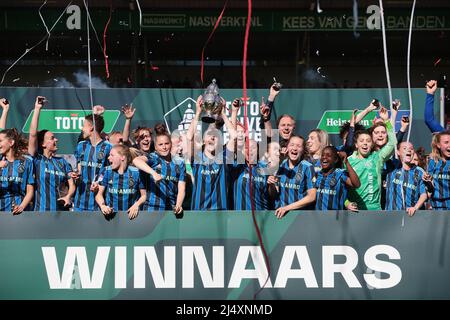 NIJMEGEN - Femme Ajax Regina van Eijk, Liza van der MOST ou Ajax femmes, Stefanie van der Gragt ou Ajax femmes, Lisa Doorn ou Ajax femmes, Romee Leuchter ou Ajax femmes, Sherida Spitse ou Ajax femmes, Nadine Noordam ou Ajax femmes, Chasity Grant of Ajax femmes, Eshly Bakker ou Ajax femmes, Victoria Pelova ou Ajax femmes, Jonna van de Velde ou Ajax femmes, Ajax femmes gardien de but Lize Kop, Ajax femmes gardien de but ISA Pothof, Ajax femmes gardien de but Fiene Bussman, Marthe Munsterman of Ajax femmes, Nikita Tromp ou Ajax femmes, Kelly Zeeman ou Ajax femmes, Kelly Zeeman ou Ajax femmes, Jamie Altelaar ou Ajax WO Banque D'Images