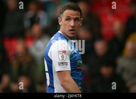 SALFORD, ROYAUME-UNI. AVR 18th John Rooney de Barrow pendant le match de la Sky Bet League 2 entre Salford City et Barrow à Moor Lane, Salford, le lundi 18th avril 2022. (Crédit : Michael Driver | MI News) crédit : MI News & Sport /Alay Live News Banque D'Images