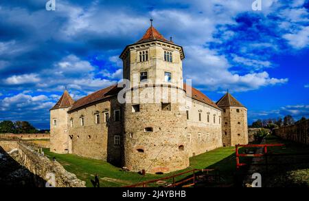 Citadelle de Fagaras à Fagaras, comté de Brasov (Roumanie) - un monument historique. Cette forteresse a été construite au 14th siècle Banque D'Images