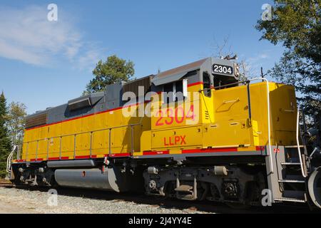 Locomotive, LLPX 2304, sur voies ferrées à Whitefield, New Hampshire. Banque D'Images