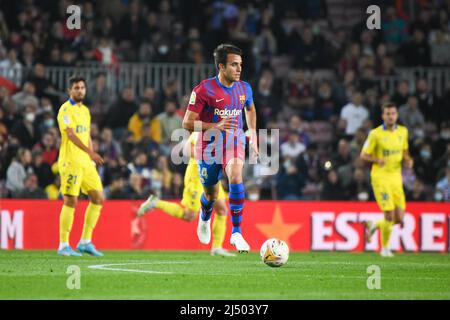 Barcelone, Barcelone, Espagne, Espagne. 18th avril 2022. BARCELONE, ESPAGNE - 18 AVRIL : Eric du FC Barcelone pilote le ballon lors du match de la Liga 2022 entre le FC Barcelone et le cádiz au Camp Nou, le 18 avril 2022 à Barcelone, Espagne. (Credit image: © Sara Aribo/PX Imagens via ZUMA Press Wire) Banque D'Images