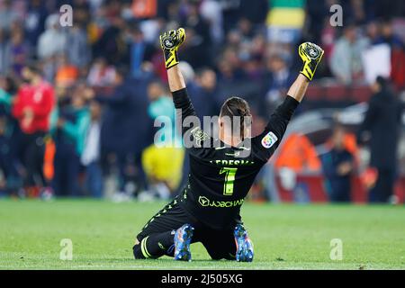 Barcelone, Espagne. 18th avril 2022. Ledesma célèbre la victoire lors du match de la Liga entre le FC Barcelone et Cadix CF au Camp Nou à Barcelone, en Espagne. Crédit: Christian Bertrand/Alay Live News Banque D'Images