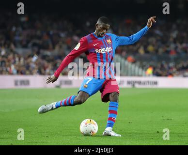 Sabadell, Barcelone, Espagne. 18th avril 2022. Barcelone Espagne 18.04.2022 Ousmane Dembele (FC Barcelone) contrôle le ballon pendant la Liga Santander entre le FC Barcelone et Cadix CF au Camp Nou le 18 avril 2022 à Barcelone. (Image de crédit : © Xavi Urgeles/ZUMA Press Wire) Banque D'Images