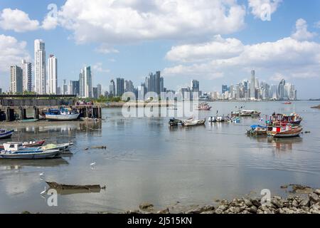Paysage urbain du port de pêche, Panama City, Panama province, République du Panama Banque D'Images