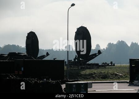 LETTONIE, LIELVARDE, SEPTEMBRE 2017 - OTAN DARS - Centre de contrôle aérien déployable, Centre de production d'images aériennes reconnu, poste de fusion de capteurs - déployé Banque D'Images