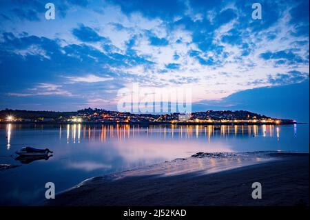 Vue d'Instaw, sur la rivière Torridge à Appledore au coucher du soleil de printemps, Devon, Royaume-Uni Banque D'Images