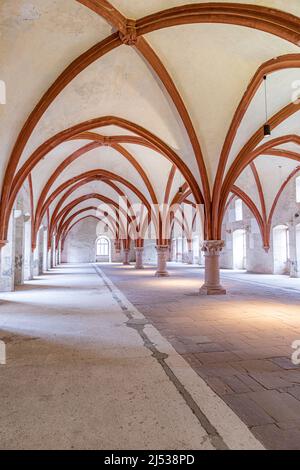 Eberbach, Allemagne - 29 décembre 2018 : dortoir de moines au monastère d'Eberbach en Allemagne. Banque D'Images