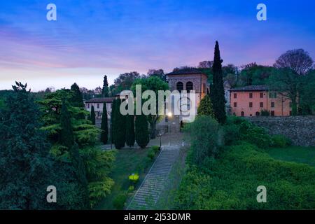 La tour de l'horloge au château de Castiglione delle Stiviere, Lombardie, Mantova, Italie Banque D'Images