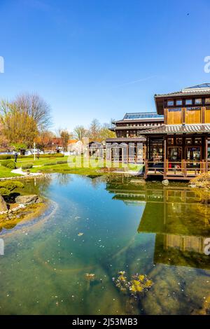 Voyage de découverte à l'extrême-Orient dans le jardin japonais de Bad Langensalza - Thuringe - Allemagne Banque D'Images