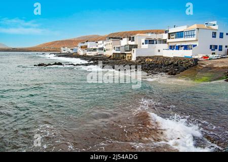 Vue sur le village d'Arrieta, les îles Canaries, Lanzarote, Arrieta Banque D'Images