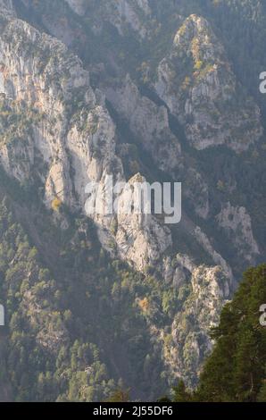 Le Canyon d'Añisclo, un paysage karstique dans l'Ordesa et le parc national de Monte Perdido, dans les Pyrénées Banque D'Images