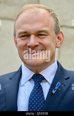 Londres, Royaume-Uni. Ed Davey, Lib DEM leader. Les locataires et les locataires se sont réunis à l'extérieur du Parlement pour démontrer que le projet de loi sur la sécurité des bâtiments a été débattu aujourd'hui à la Chambre des communes. Des députés de tous les principaux partis politiques étaient présents pour s'exprimer et affirmer leur soutien. Banque D'Images