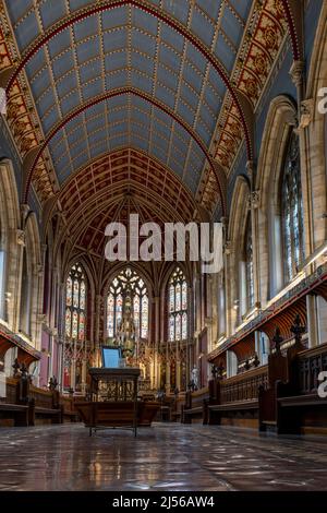 Intérieur néo-gothique orné de la chapelle St Cuthbert, Ushaw College, comté de Durham, Royaume-Uni (construit par Dunn et Hansom, 1884) Banque D'Images