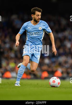 City Stadium, Manchester, Royaume-Uni. 20th avril 2022. Premier League football, Manchester City contre Brighton et Hove Albion; Bernardo Silva de Manchester City crédit: Action plus Sports/Alay Live News Banque D'Images