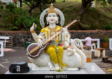 Statue de la déesse hindoue Maa Saraswati Banque D'Images