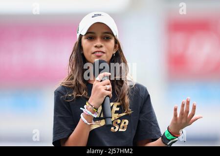 Chiba, Japon, 21 AVRIL 2022, Rayssa Leal (BRA), 21 AVRIL 2022 : X Games Chiba 2022 Conférence de presse au STADE ZOZO Marine, Chiba, Japon. Crédit: Naoki Morita/AFLO SPORT/Alay Live News Banque D'Images