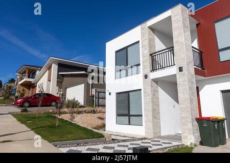 Maisons neuves construites à Denman Prospect une nouvelle banlieue à Canberra, ACT, Australie Banque D'Images