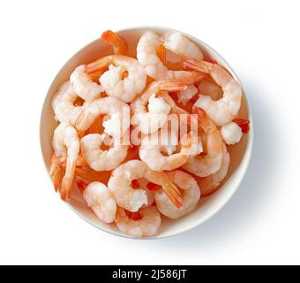 bol de crevettes rouges isolé sur fond blanc, vue de dessus Banque D'Images