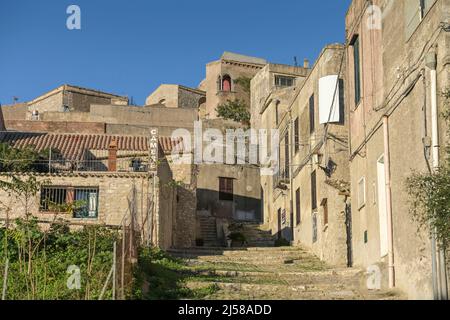 Maisons résidentielles, vieille ville, Erice, Sicile, Italie Banque D'Images