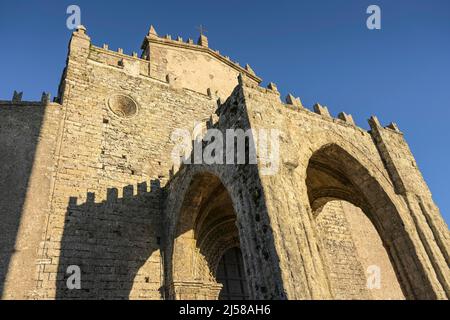 Cathédrale Chiesa Madre, Erice, Sicile, Italie Banque D'Images