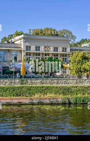 Haus Zenner Restaurant et Beer Garden, Alt-Treptow, Treptow-Koepenick, Berlin, Allemagne Banque D'Images