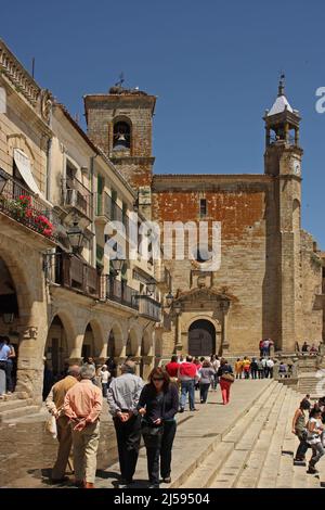 Iglesia de San Martin à la Plaza Mayor à Trujillo, Estrémadure, Espagne Banque D'Images