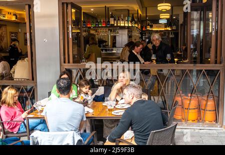 Restaurant de tapas Casa Manolo dans la vieille ville, Alfalfa, Centro, Séville, Espagne, Europe Banque D'Images