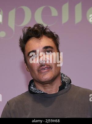 Milan, Italie. 09th avril 2022. Milan, Italie David Lachapelle Je crois à l'exposition miracles du MUDEC en présence de David Lachapelle, Reiner Opoku et Denis Curti conservateurs avec 90 œuvres exposées du 22 avril au 11 2022 septembre dans la photo: David Lachapelle crédit: Independent photo Agency/Alay Live News Banque D'Images