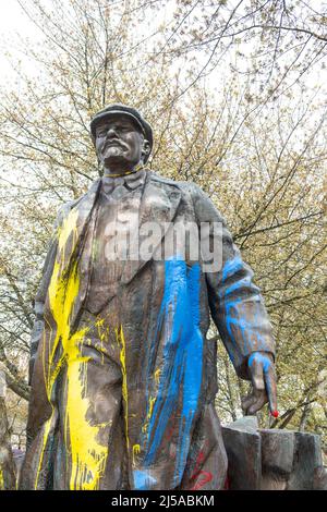 La statue de Lénine. Une sculpture en bronze du révolutionnaire et politicien russe controversé. Monument de Lénine se trouve à Seattle, WA, Etats-Unis Banque D'Images