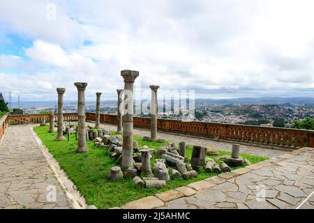 Les colonnes en pierre, le Rova d'Antananarivo ou Palais de la Reine, Palais Royal complexe, Madagascar Banque D'Images