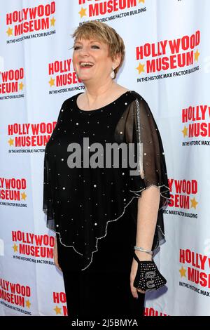 LOS ANGELES - APR 21 : Alison Arngrim au Hollywood Museum célèbre le 40th anniversaire de l'actrice Kate Linder à l'occasion de « The Young and the Restless » de CBS avec une nouvelle exposition au Hollywood Museum le 21 avril 2022 à Los Angeles, en Californie Banque D'Images