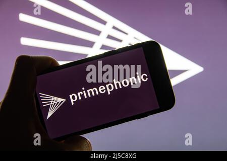 Rheinbach, Allemagne 21 avril 2022, le logo du service de diffusion de musique en continu 'Primephonic' sur l'écran d'un smartphone Banque D'Images