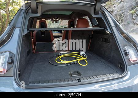 Hong Kong, Chine 11 novembre 2021 : BMW iX40 2022 Trunk 11 2021 novembre à Hong Kong. Banque D'Images