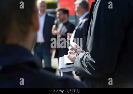 Thomas KUTSCHATY, premier candidat du SPD du NRW et président du groupe parlementaire d'Etat du SPD, et premier candidat du SPD pour les élections d'Etat de 2022, à Kirchlengern/Stift Quernheim le 20th avril 2022. Banque D'Images