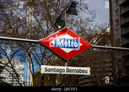 Station de métro Santiago Bernabeu sur la ligne de métro Madrid, Espagne Banque D'Images