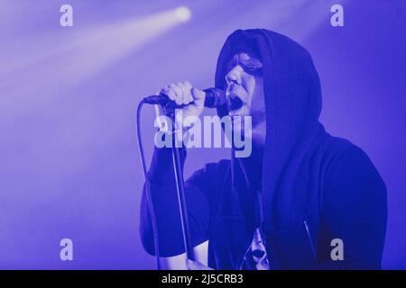 Copenhague, Danemark. 21st avril 2022. Le groupe de Metal finlandais Swallow the Sun donne un concert à Pumpehuset à Copenhague. Ici, le chanteur Mikko Kotamäki est vu en direct sur scène. (Crédit photo : Gonzales photo/Alamy Live News Banque D'Images