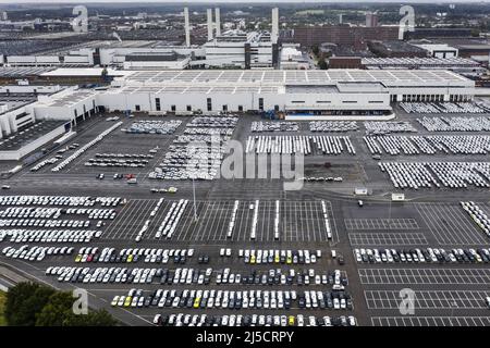 Wolfsburg, DEU, 09/26/2020 - vue d'ensemble des véhicules Volkswagen à l'usine de Wolfsburg. Les ventes de voitures neuves ont chuté depuis le début de la crise de Corona au printemps. [traduction automatique] Banque D'Images