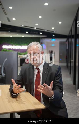 09 décembre 2019, Singapour, République de Singapour, Asie - Portrait de Peter Meinshusen, président régional d'Evonik Asie-Pacifique Sud de la société chimique allemande Evonik Industries AG, lors d'une interview pour WirtschaftsWoche au Centre de recherche Evonik Asie à Biopolis, site de recherche internationale et pionnière à Singapour. [traduction automatique] Banque D'Images