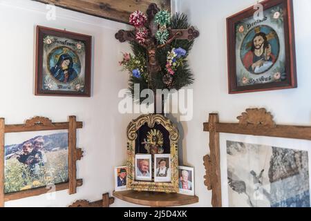Le Herrgottswinkel dans le salon de la maison de Munich sur le Zugspitze, la plus haute montagne d'Allemagne, la maison de Munich, les montagnes, Zugspitze, Alpes. [traduction automatique] Banque D'Images