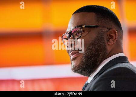 Ne cherchez pas l'année : 2021 USA Directeur : Adam McKay Tyler Perry Banque D'Images