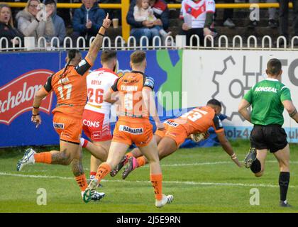 Castleford, Royaume-Uni. 22nd avril 2022. Jeu de Betfred Super League entre Castleford Tigers et St Helens à la mid-A-boyau Jungle, Castleford, West Yorkshire, Royaume-Uni le 22/04/2022 crédit: Craig Cresswell/Alay Live News Banque D'Images