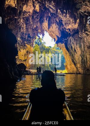 Grotte de Tham Lod près de Pai, à Mae Hong son, Thaïlande Banque D'Images