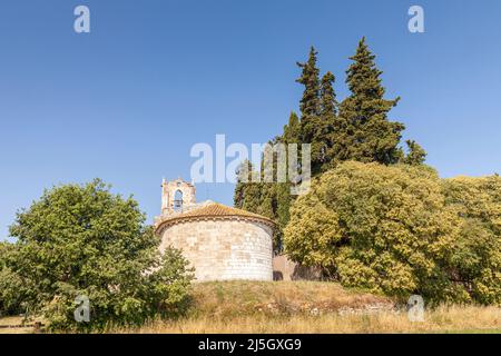 Église Santa María de Porqueres, lac Banyoles, Banyoles, Pla de l'Estany, Gérone, Espagne Banque D'Images