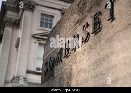 Somerset House - quadrilatère de l'époque géorgienne construit sur le site d'un palais Tudor appartenant à l'origine au duc de Somerset Banque D'Images