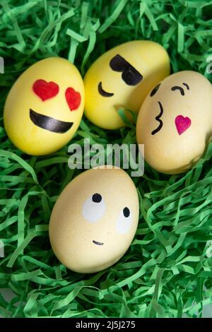 Emojis d'oeuf de Pâques encore la vie, USA 2022 Banque D'Images
