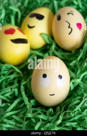 Emojis d'oeuf de Pâques encore la vie, USA 2022 Banque D'Images