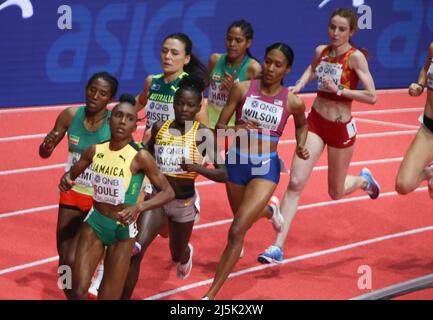 Natoya GOULE de Jamaique , Halimah NAKAAYI d'Ouganda , Habimam ALEMU d'Ethiopie , Catriona BISSET d'Australie , Freweyni HAILU d'Ethiopie , Awee WILSON des Etats-Unis et Lorena MARTÍN d'Espagne finale 800 M femmes pendant les Championnats du monde en salle 2022 le 20 mars, 2022 au stade Stark Arena de Belgrade, Serbie - photo Laurent Lairys / DPPI Banque D'Images