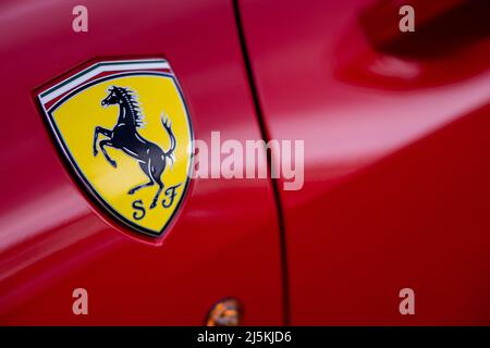 Badge du bouclier du cheval de Pancing de Ferrari sur une Ferrari 458 Speciale Banque D'Images